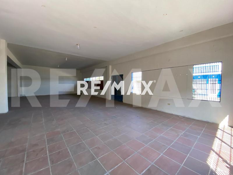 En Venta Edificio Comercial Centro De Punto Fijo