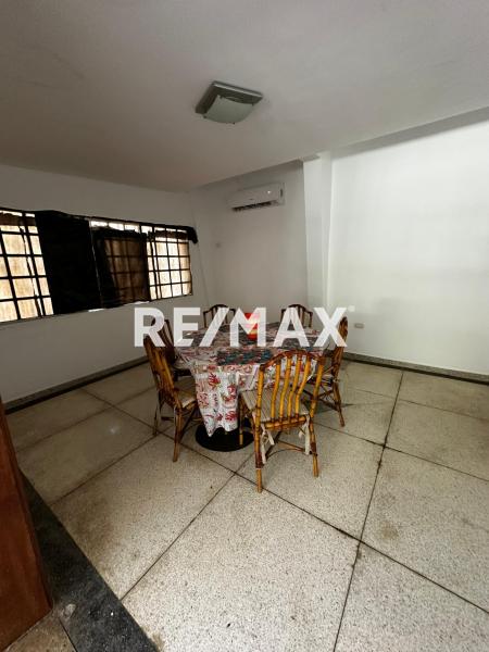 Casa en Alquiler Judibana, Av. El Centro.  Los Taques Estado Falcon