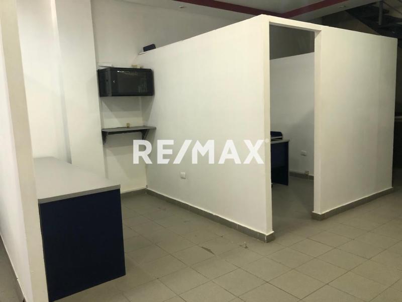 local en venta, puerta maraven