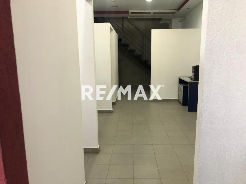 local en venta, puerta maraven