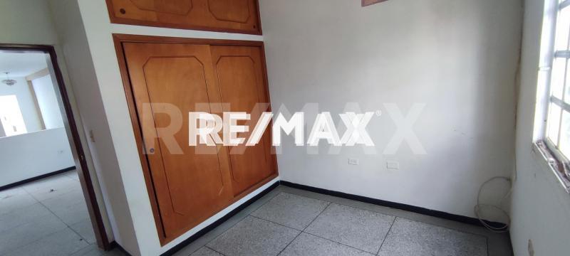 Se alquila apartamento. Calle Libertad. Centro de Punto fijo