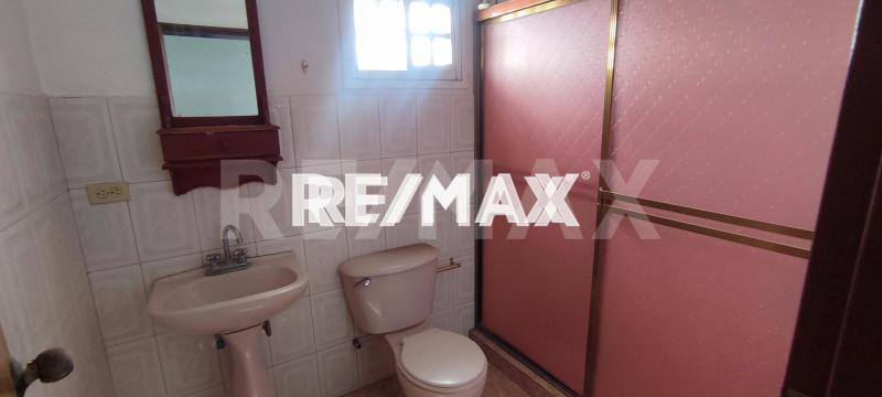 Se alquila apartamento. Calle Libertad. Centro de Punto fijo
