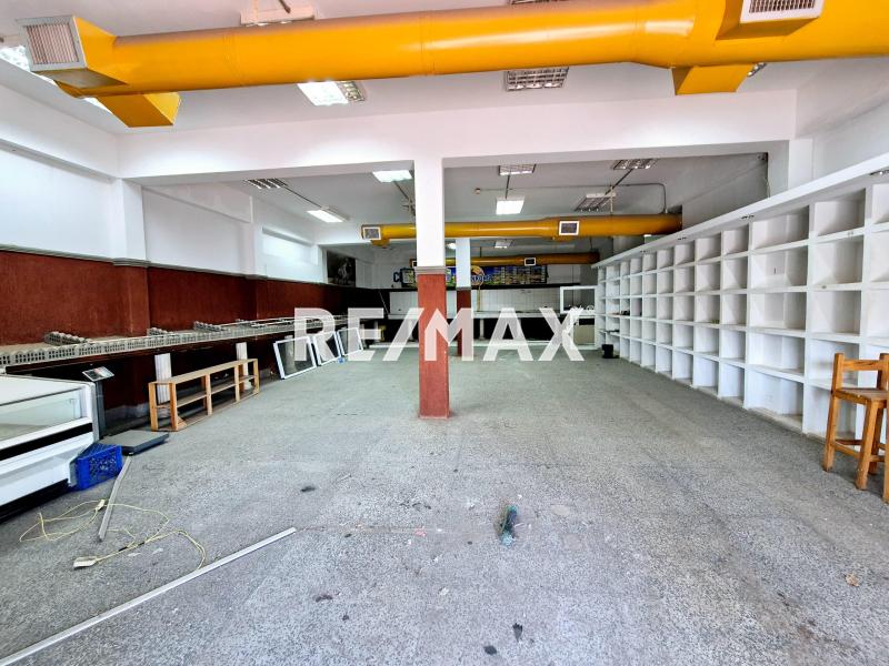 En Venta Edificio Comercial Calle Arismendi