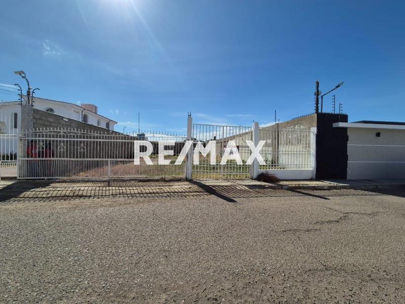 En Venta Terreno Urb Casacoima