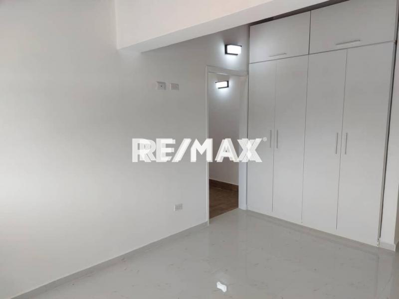 Casa Exclusiva en Venta, Urbanización Judibana, La Lagunita.