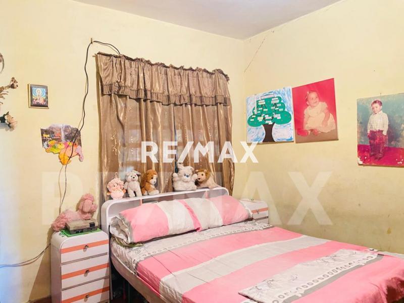 Casa en Venta,  Av. Rafael Gonzalez, Centro de Punto Fijo.