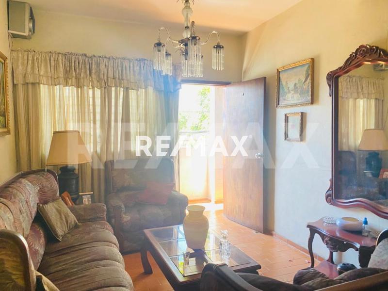 Casa en Venta,  Av. Rafael Gonzalez, Centro de Punto Fijo.