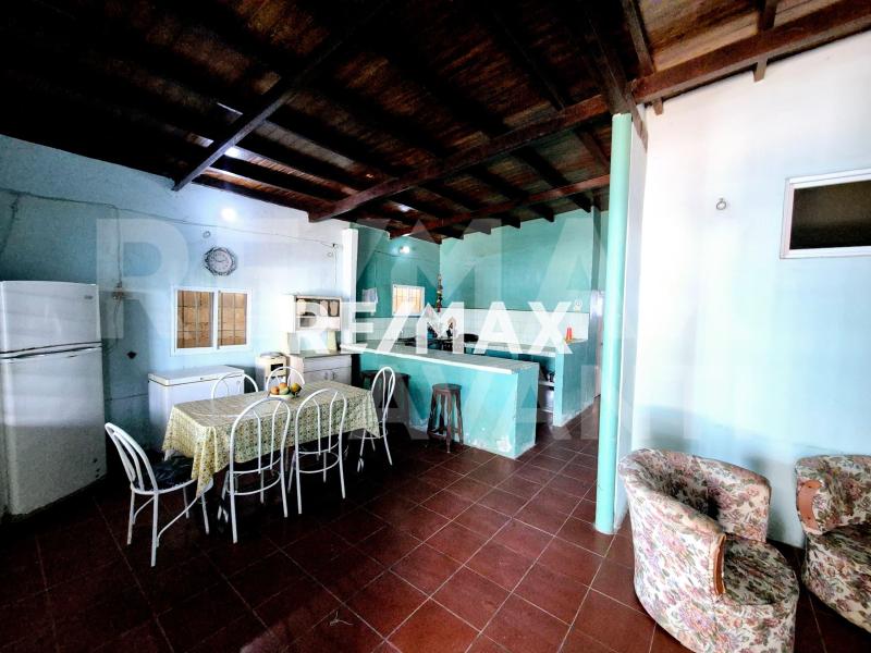 En Casa en Villa Marina frente al Mar