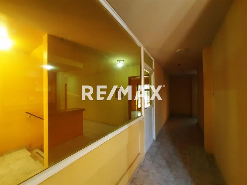 Edificio en Venta, Punto Fijo.