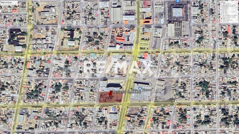 Terreno en Venta, Centro de Punto Fijo.