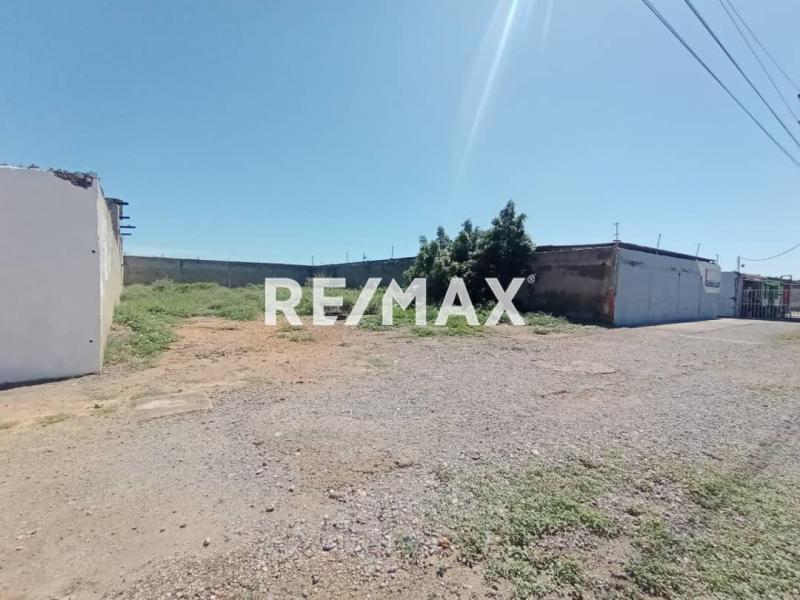 Terreno en venta, Avenida Jacinto Lara, Punto Fijo, Estado Falcon