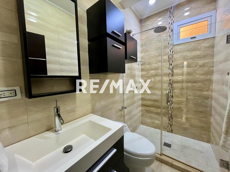 Lujosa Vivienda amoblada y equipada en conjunto privado, disponible en alquiler