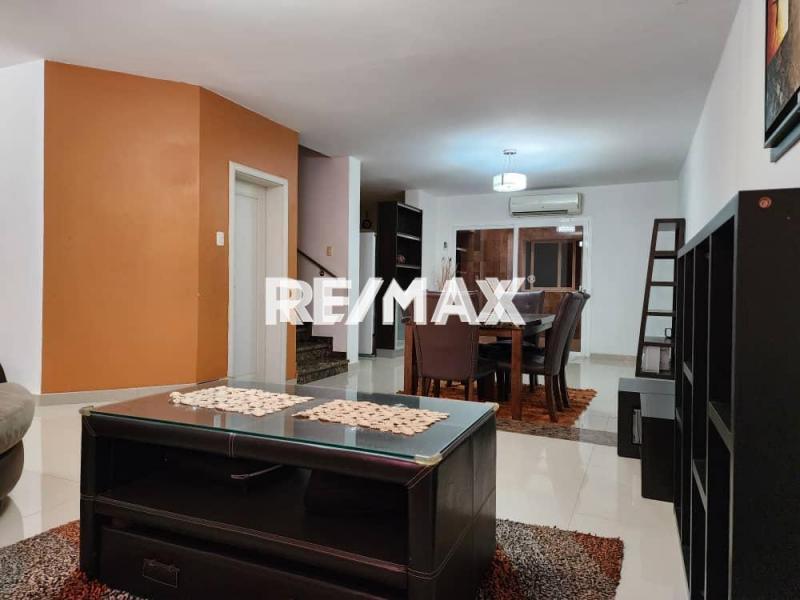 CASA EN VENTA URBANIZACION PORTAL LAS VIRTUDES