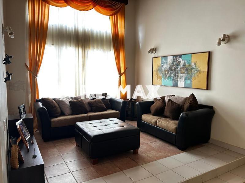 EN VENTA, HERMOSA CASA EN JUDIBANA - Foto 2