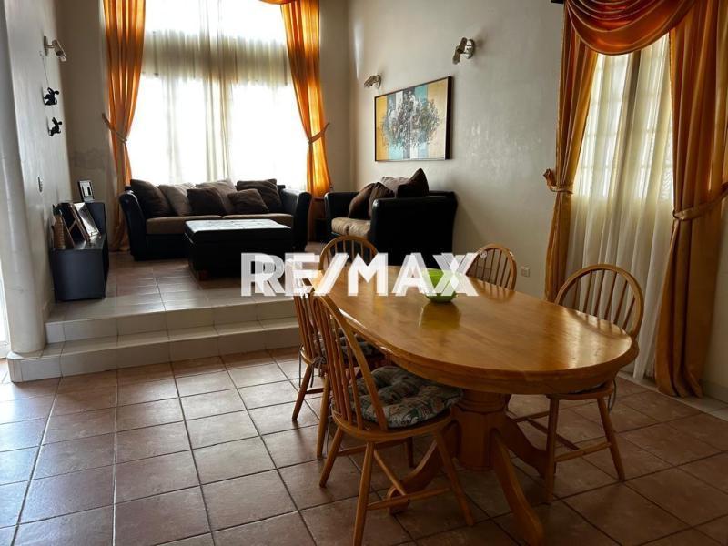 EN VENTA, HERMOSA CASA EN JUDIBANA - Foto 3