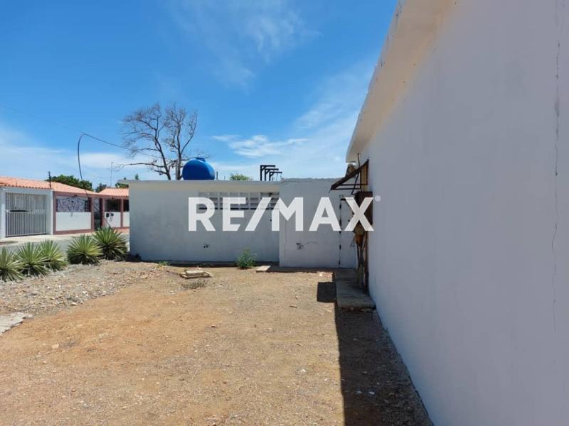 Local y Terreno en Venta, Residencias San Marcos, Zarabon.