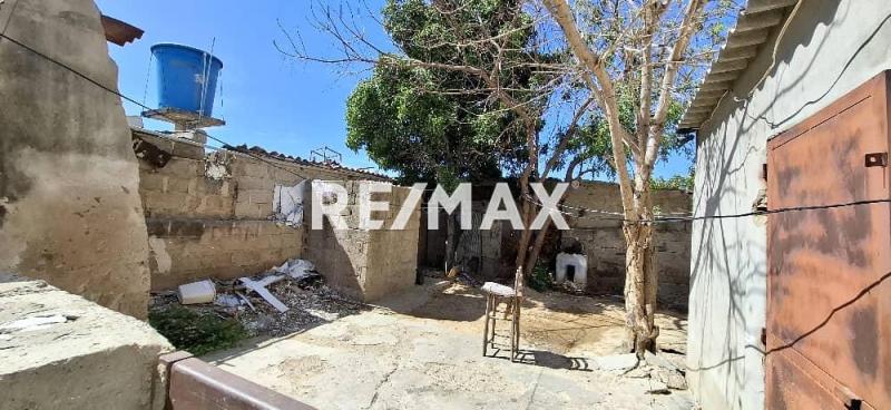 Casa multiproposito en Venta ubicada en el centro de Punto Fijo