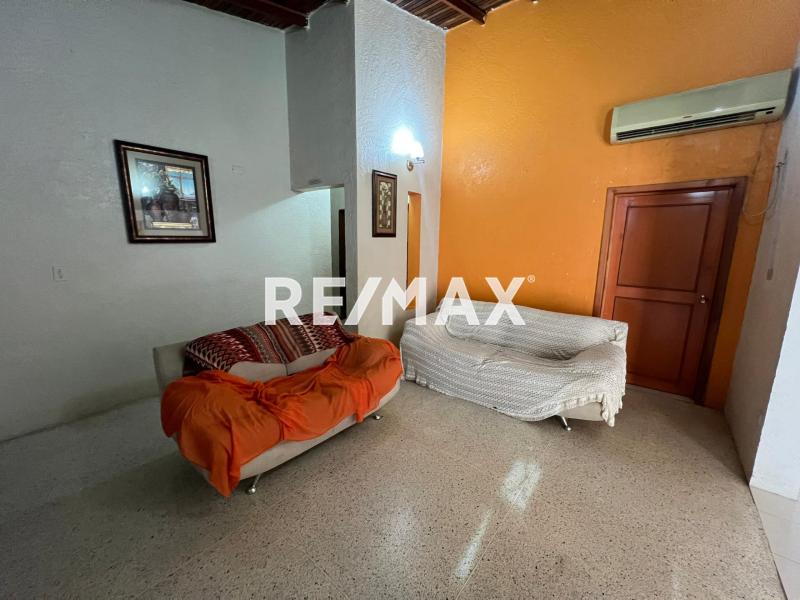Casa en Alquiler Urb Virtudes I
