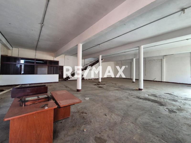 En Venta Edificio Comercial Centro de Punto Fijo