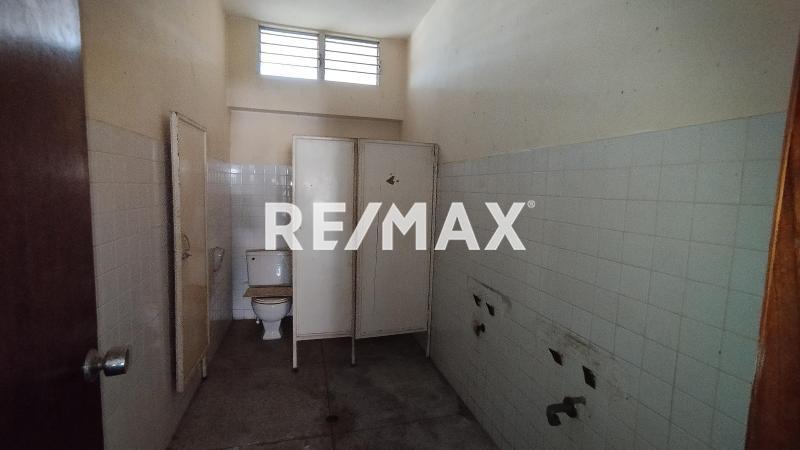 Local Comercial en Alquiler Centro de Punto Fijo