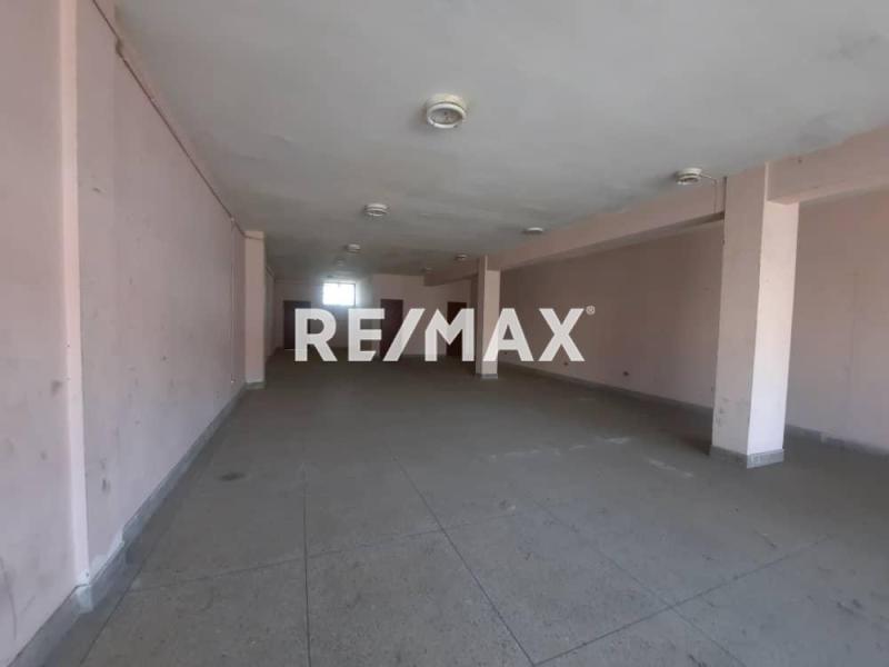 Local Comercial en Alquiler