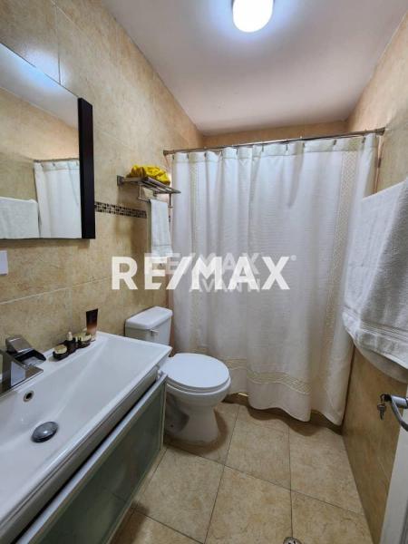 CASA EN VENTA PUERTA MARAVEN URB LOS ROQUES