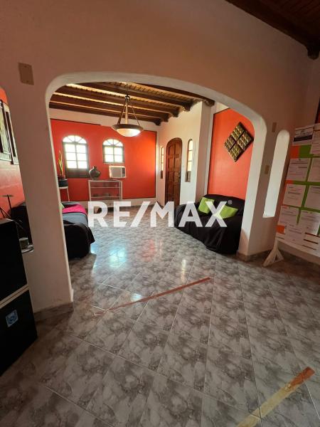 Posada en Venta Urb. Zarabon