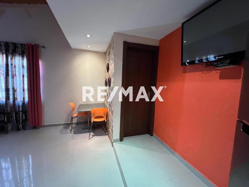 Posada en Venta Urb. Zarabon