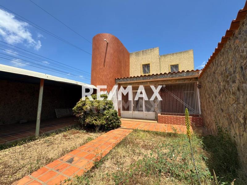 Apartamento en Venta. Caja de Agua. Punto Fijo