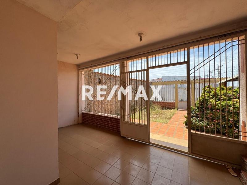 Apartamento en Venta. Caja de Agua. Punto Fijo
