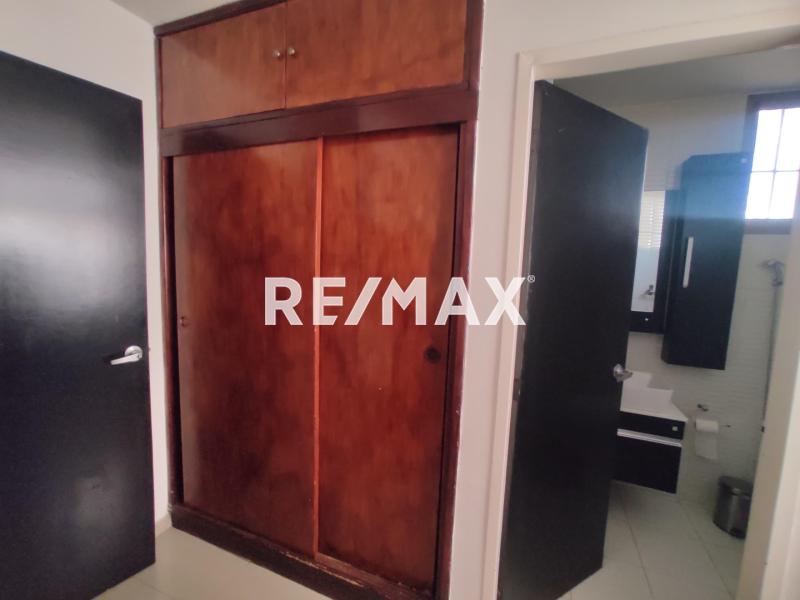 Apartamento en Venta, Urb. Santa Irene