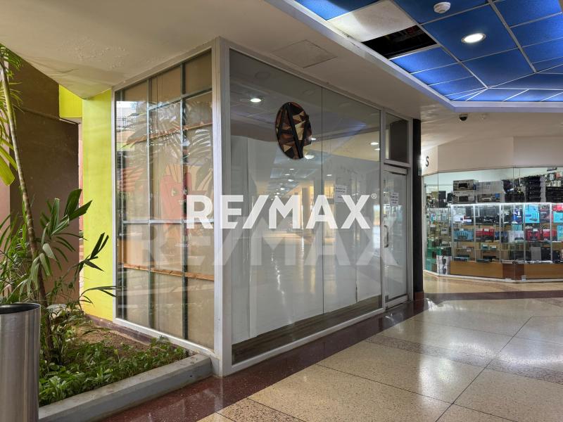 Local en Planta Baja.  C.C. Las Virtudes