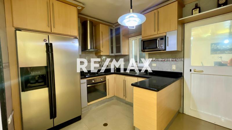 Town House en Alquiler Conjunto Privado