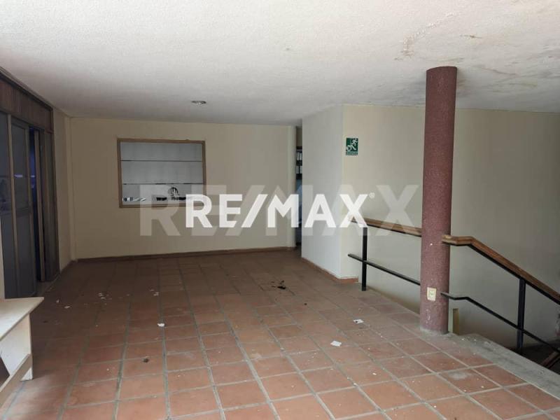 Edificio en Venta, con vista al mar, Urb. Zarabón.