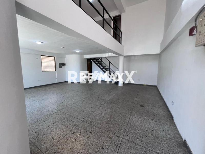 Local En Alquiler Av Jacinto Lara