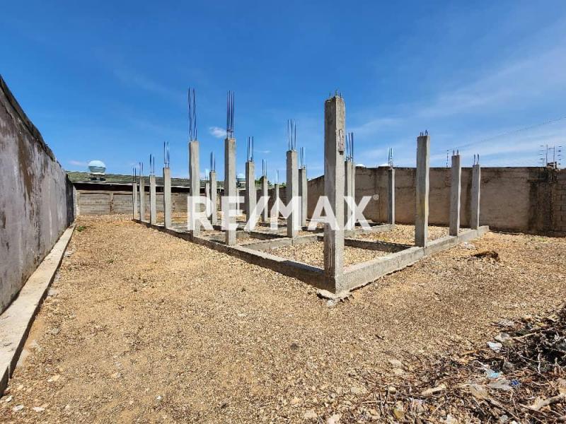 TERRENO EN VENTA URB CASACOIMA