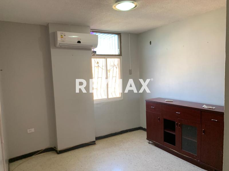 En Alquiler Apartamento Urb Santa Irene, Punto Fijo, Carirubana, Falcón, 4102, VEN
