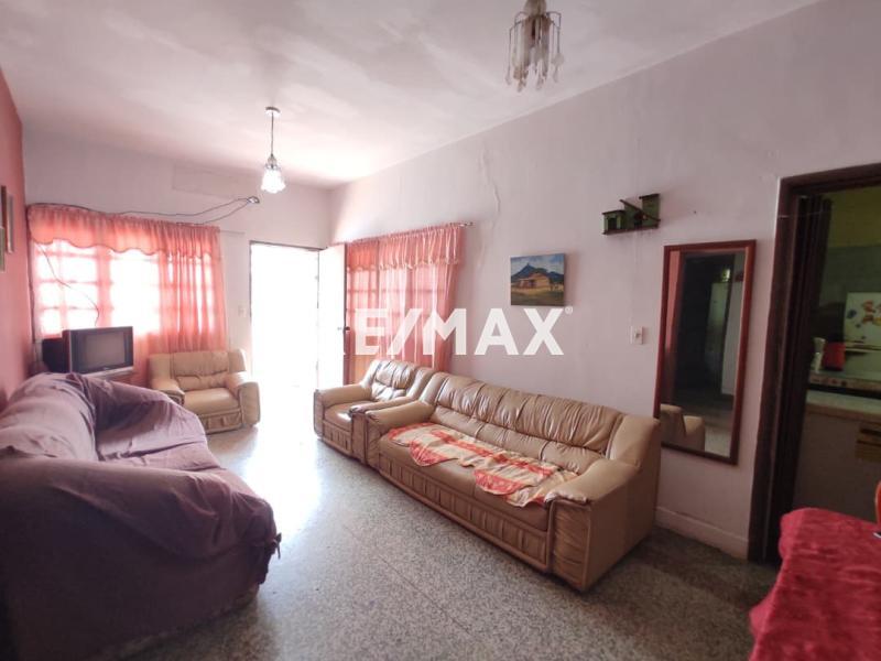 En Venta Casa o TownHouse Calle Libertad, Punto Fijo, Estado Falcón