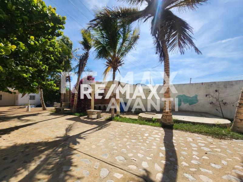 En Venta Casa o TownHouse VILLA MARINA, LOS TAQUES