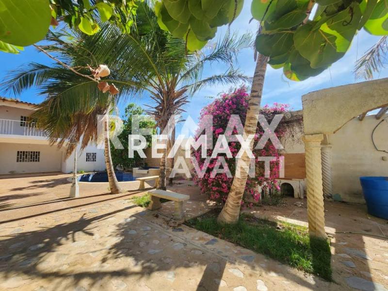 En Venta Casa o TownHouse VILLA MARINA, LOS TAQUES