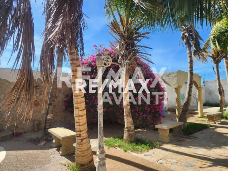 En Venta Casa o TownHouse VILLA MARINA, LOS TAQUES