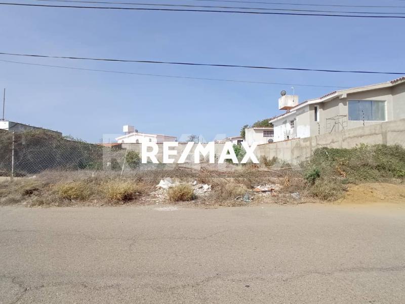 En Venta Terreno y Parcela Urb. Casacoima, Punto Fijo Estado Falcon