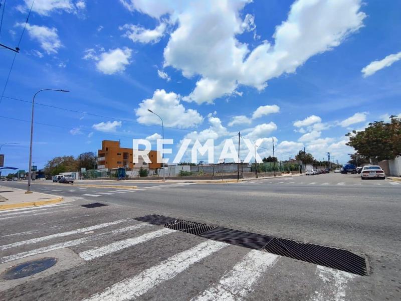 En Venta Terreno y Parcela Calle Sucre, Carirubana, Punto Fijo, Carirubana, Falcón, 4102, VEN