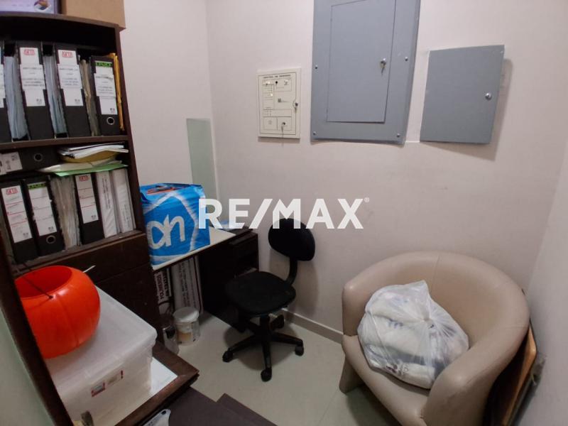 En Venta Local Comercial Centro Comercial Sambil Paraguaná, Punto Fijo, Edo. Falcón, VEN.