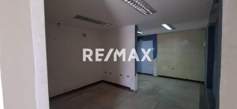 En Venta Local Comercial Centro Comercial Sambil Paraguaná, Punto Fijo, Edo. Falcón, VEN.