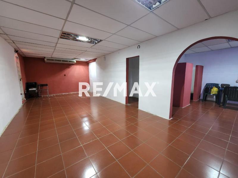 En Alquiler Local Comercial Puerta Maraven, Cardón, Falcón, 4154, VEN