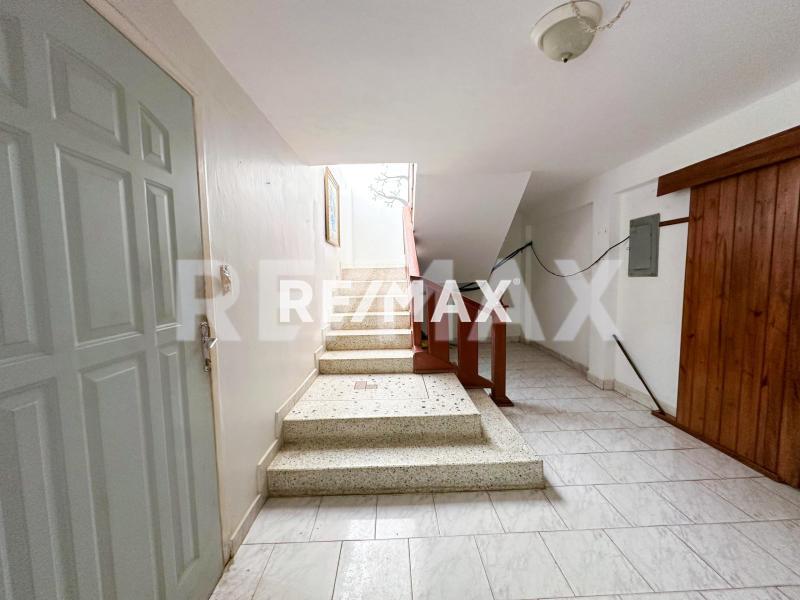 En Alquiler Casa o TownHouse PUERTA MARAVEN CALLE CURIMAGUA