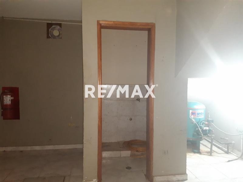 En Venta Edificio Calle Arismendi, Punto Fijo Municipio Carirubana, Estado Falcon. VEN