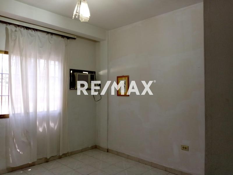 En Venta Edificio Calle Arismendi, Punto Fijo Municipio Carirubana, Estado Falcon. VEN