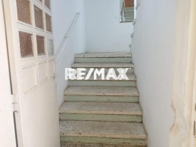 En Venta Edificio Calle Arismendi, Punto Fijo Municipio Carirubana, Estado Falcon. VEN